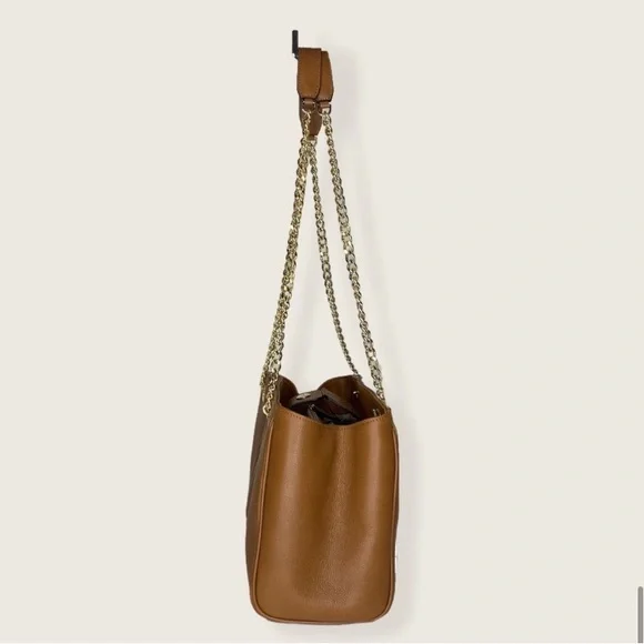 NWT Authentic VALENTINO By Mario Valentino Gold Chain Ladies Crossbody/ Tote Bag - Picture 11 of 15